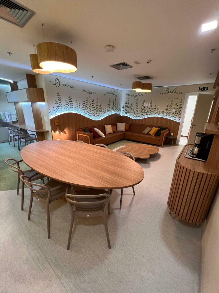 Projeto por Mari Banderó Biofilia e neuroarquitetura